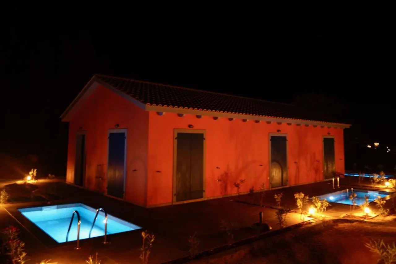 Throisma Studios With Private Pool & Parking Asos 0*,